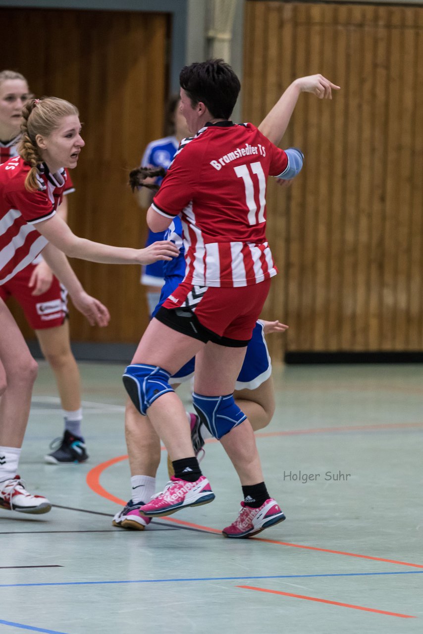 Bild 131 - Frauen Barmstedter TS - Buedelsdorfer TSV : Ergebnis: 26:12